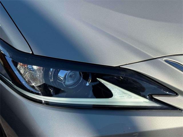 used 2019 Lexus ES 350 car, priced at $29,000