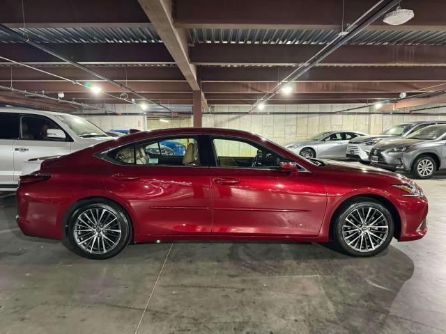 used 2023 Lexus ES 350 car, priced at $38,000