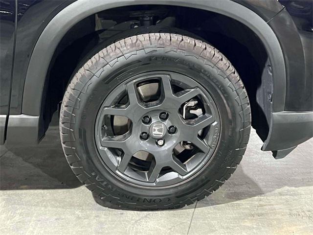 used 2025 Honda Pilot car, priced at $46,000