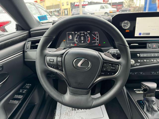 used 2024 Lexus ES 350 car, priced at $42,500