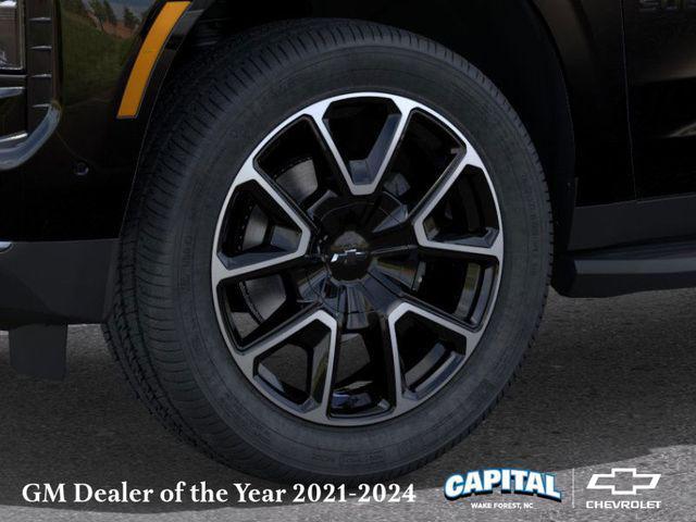 new 2025 Chevrolet Suburban car, priced at $79,915