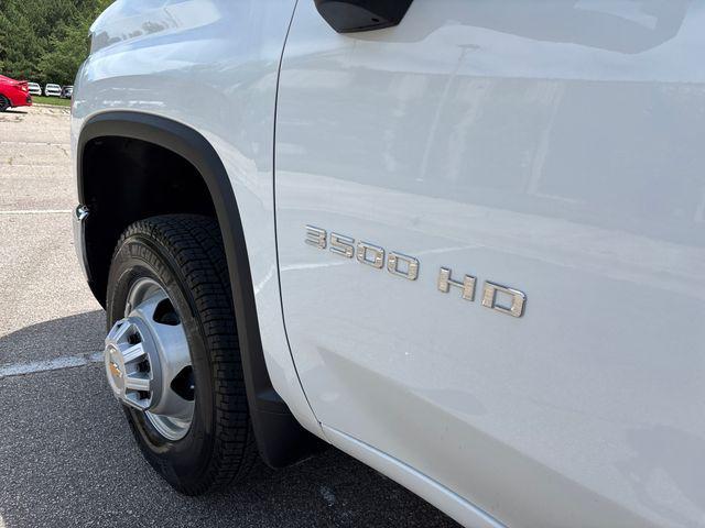 new 2025 Chevrolet Silverado 3500 car, priced at $69,439