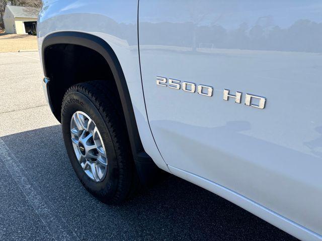 new 2025 Chevrolet Silverado 2500 car, priced at $70,006