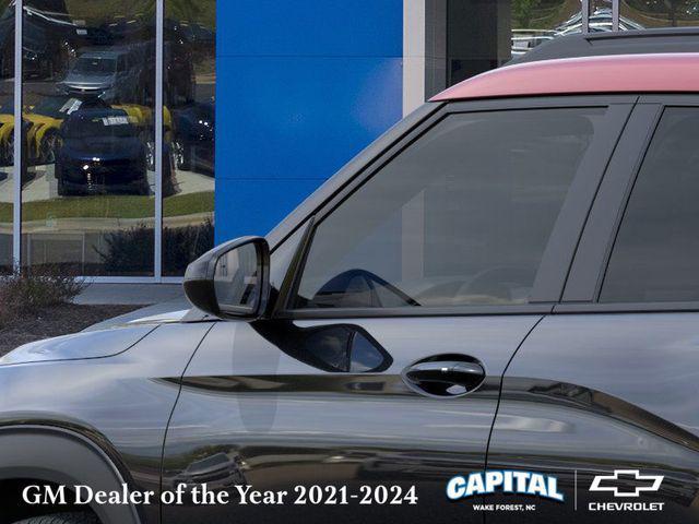 new 2025 Chevrolet TrailBlazer car, priced at $30,607