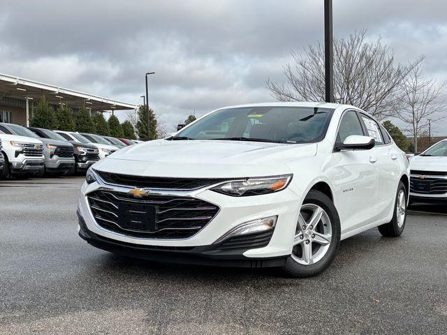 new 2025 Chevrolet Malibu car, priced at $25,740