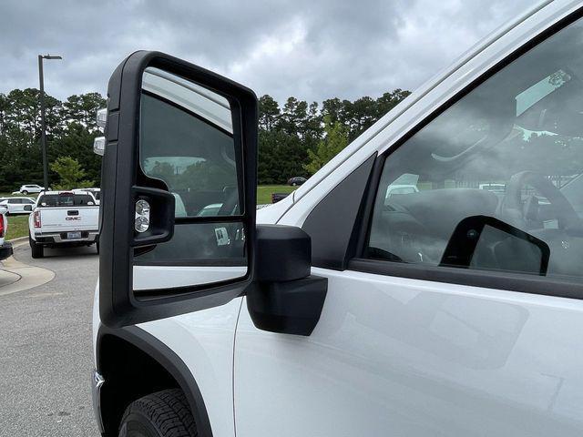 new 2024 Chevrolet Silverado 3500 car, priced at $72,128