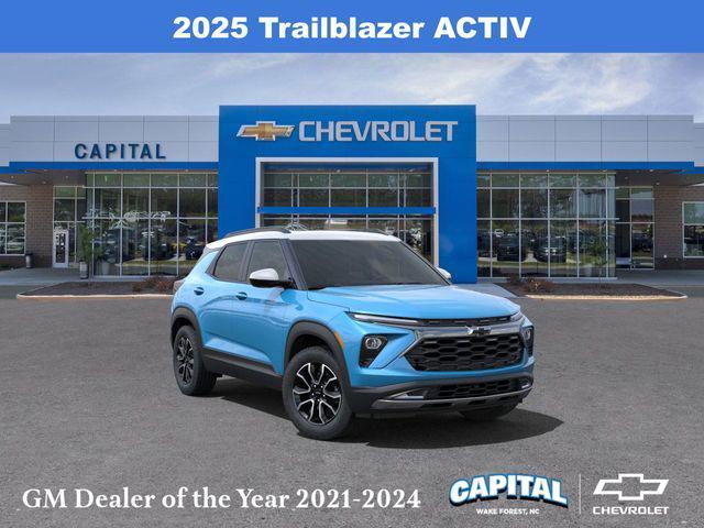 new 2025 Chevrolet TrailBlazer car, priced at $32,374