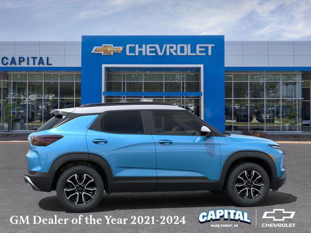 new 2025 Chevrolet TrailBlazer car, priced at $32,374