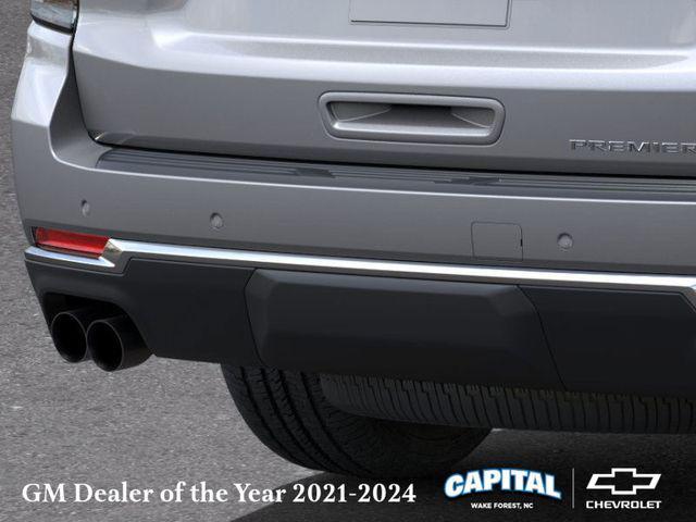 new 2025 Chevrolet Suburban car, priced at $77,595