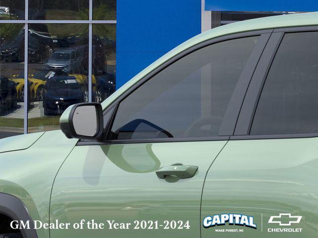 new 2026 Chevrolet Equinox car, priced at $32,990