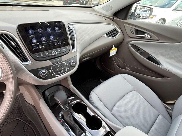 new 2025 Chevrolet Malibu car, priced at $25,740