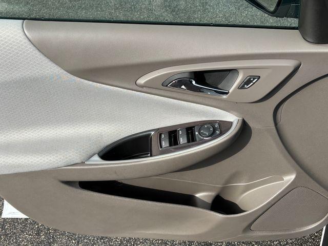 new 2025 Chevrolet Malibu car, priced at $25,740