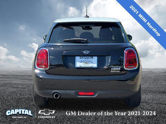 used 2021 MINI Hardtop car, priced at $22,500
