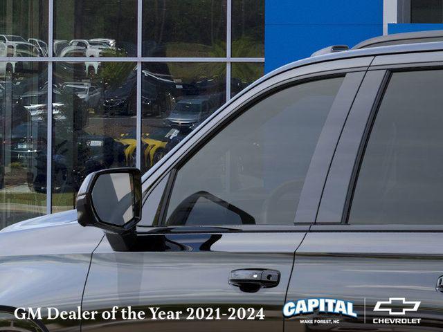 new 2025 Chevrolet Suburban car, priced at $75,325