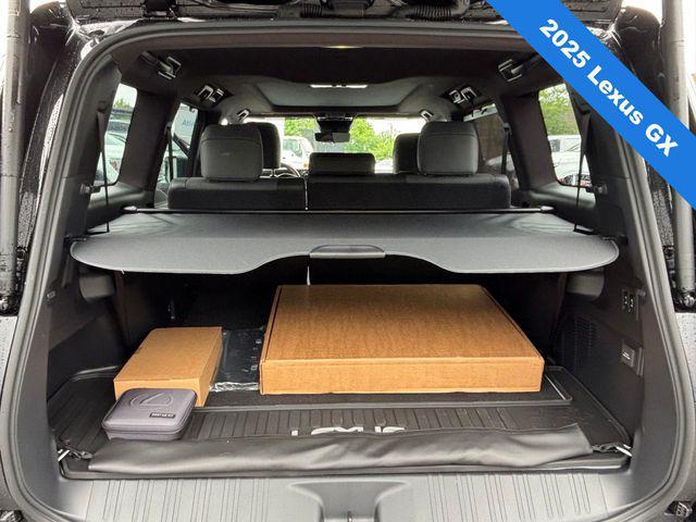 used 2025 Lexus GX 550 car, priced at $98,000