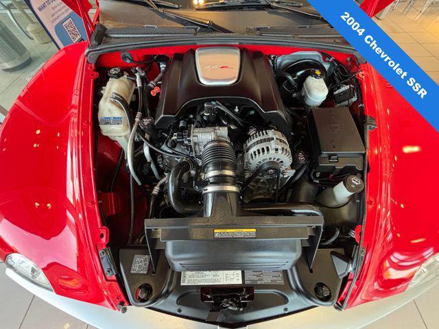 used 2004 Chevrolet SSR car, priced at $29,900