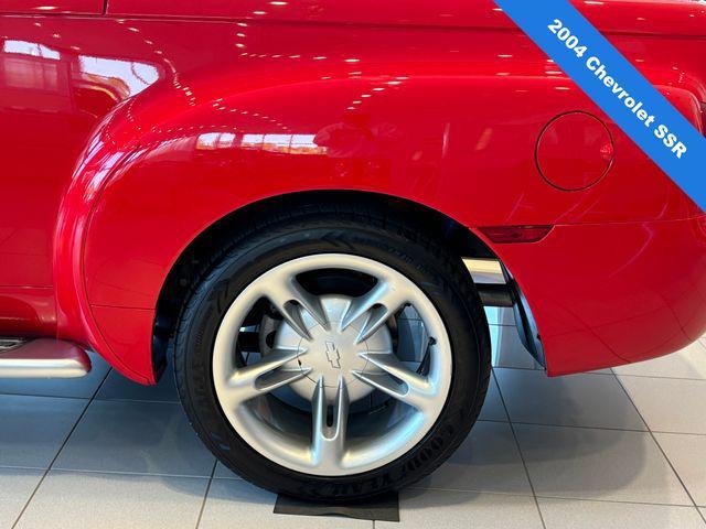 used 2004 Chevrolet SSR car, priced at $29,900
