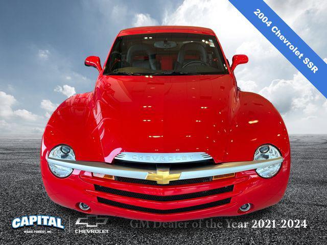 used 2004 Chevrolet SSR car, priced at $29,900