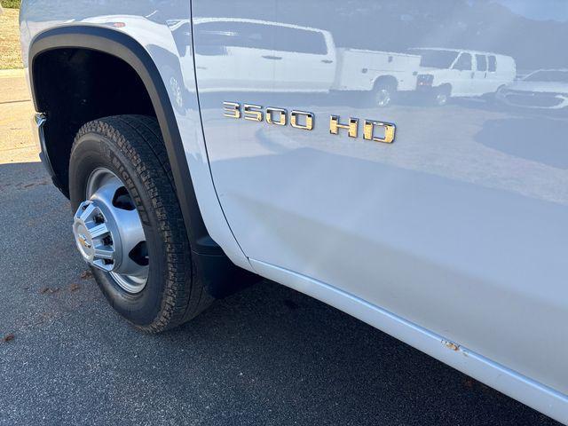 new 2024 Chevrolet Silverado 3500 car, priced at $81,418