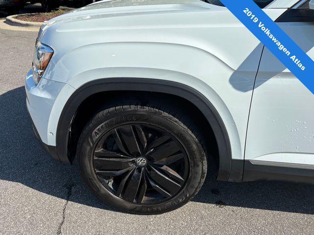used 2019 Volkswagen Atlas car, priced at $21,400