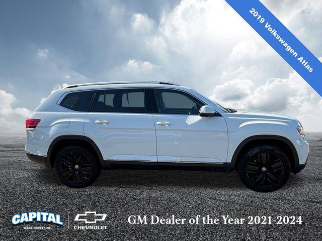 used 2019 Volkswagen Atlas car, priced at $21,400