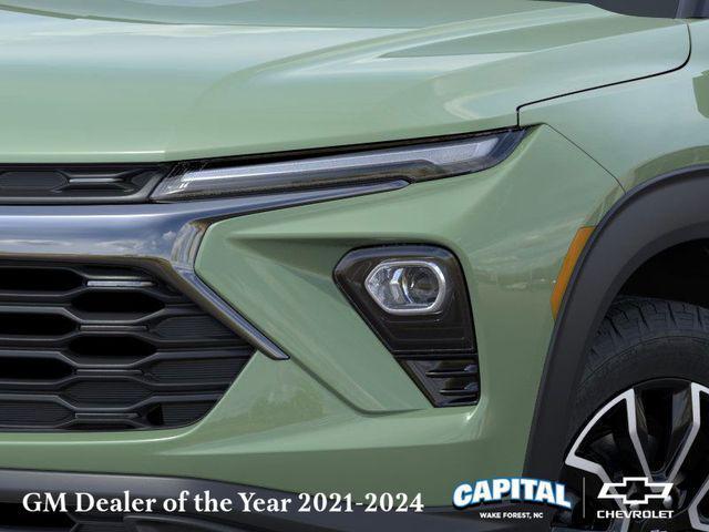new 2025 Chevrolet TrailBlazer car, priced at $29,777