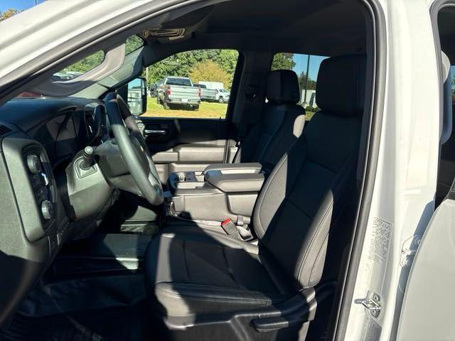 new 2024 Chevrolet Silverado 3500 car, priced at $69,696
