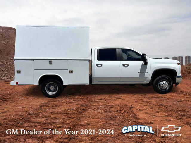 new 2025 Chevrolet Silverado 3500 car, priced at $52,203