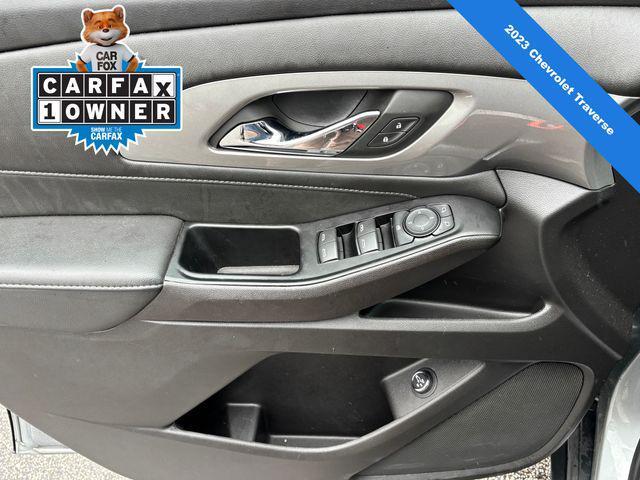 used 2023 Chevrolet Traverse car, priced at $32,300