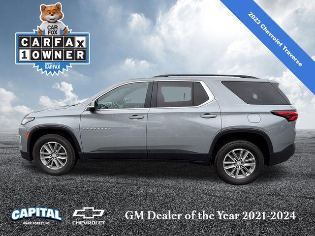 used 2023 Chevrolet Traverse car, priced at $32,300