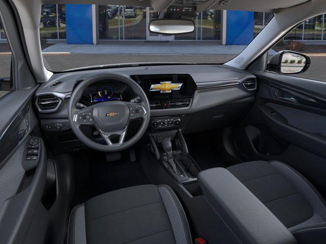 new 2025 Chevrolet TrailBlazer car, priced at $27,151