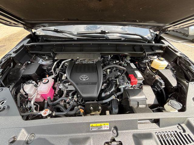used 2023 Toyota Highlander car, priced at $40,500