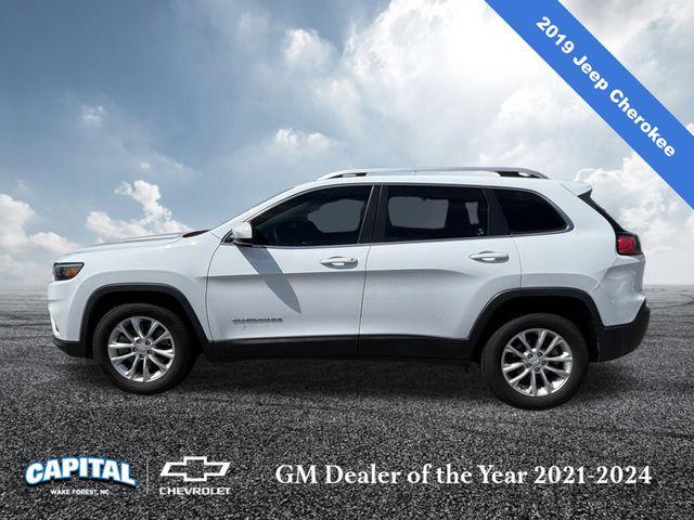 used 2019 Jeep Cherokee car, priced at $15,500