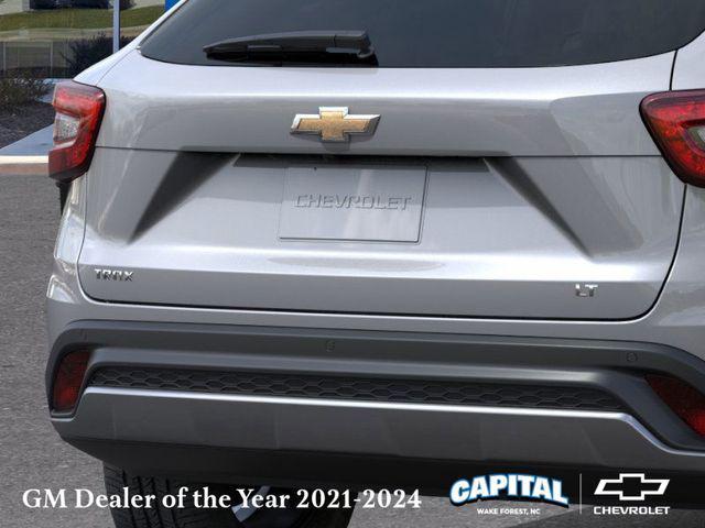 new 2025 Chevrolet Trax car, priced at $25,230