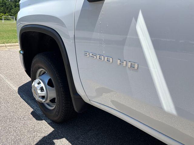 new 2025 Chevrolet Silverado 3500 car, priced at $72,239