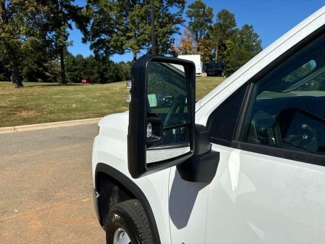 new 2024 Chevrolet Silverado 3500 car, priced at $68,743