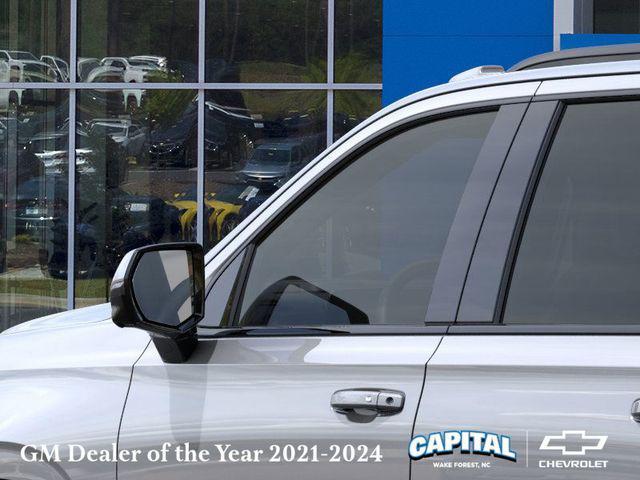 new 2025 Chevrolet Suburban car, priced at $75,325