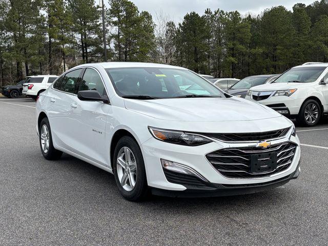 new 2024 Chevrolet Malibu car, priced at $24,485