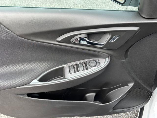 new 2024 Chevrolet Malibu car, priced at $24,485