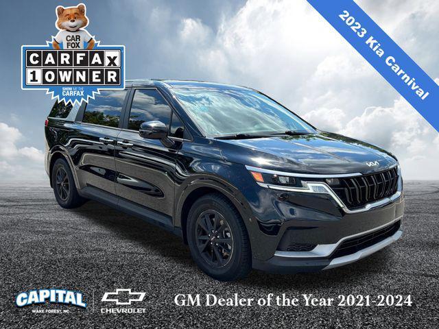 used 2023 Kia Carnival car, priced at $33,500