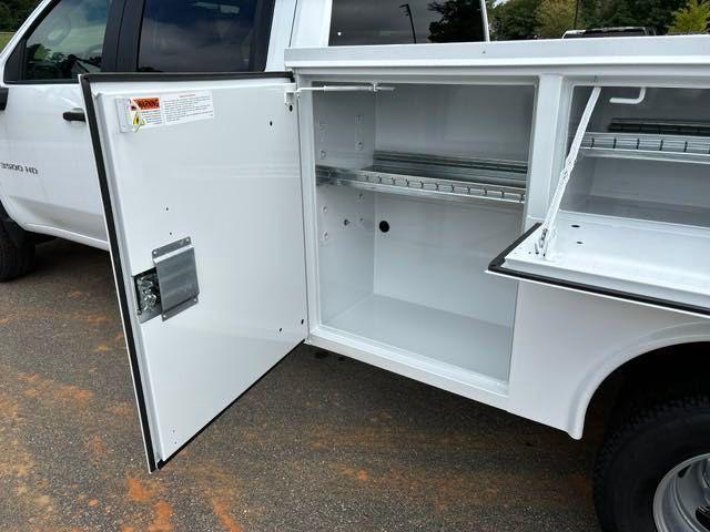 new 2024 Chevrolet Silverado 3500 car, priced at $74,104