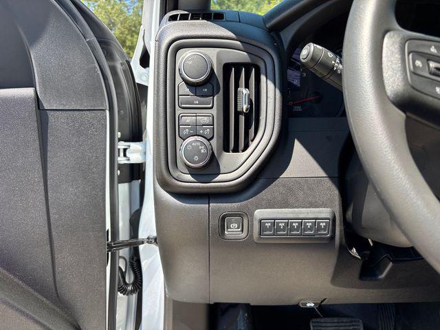 new 2025 Chevrolet Silverado 2500 car, priced at $66,933