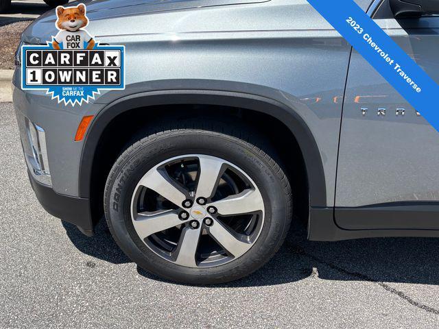used 2023 Chevrolet Traverse car, priced at $32,000