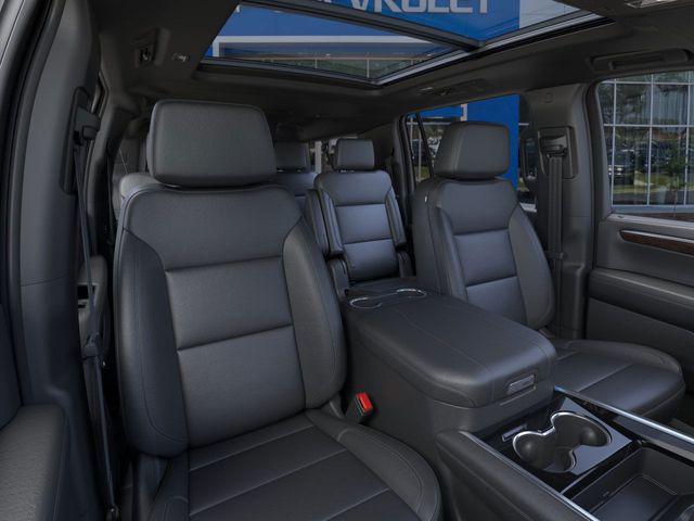 new 2025 Chevrolet Suburban car, priced at $71,679