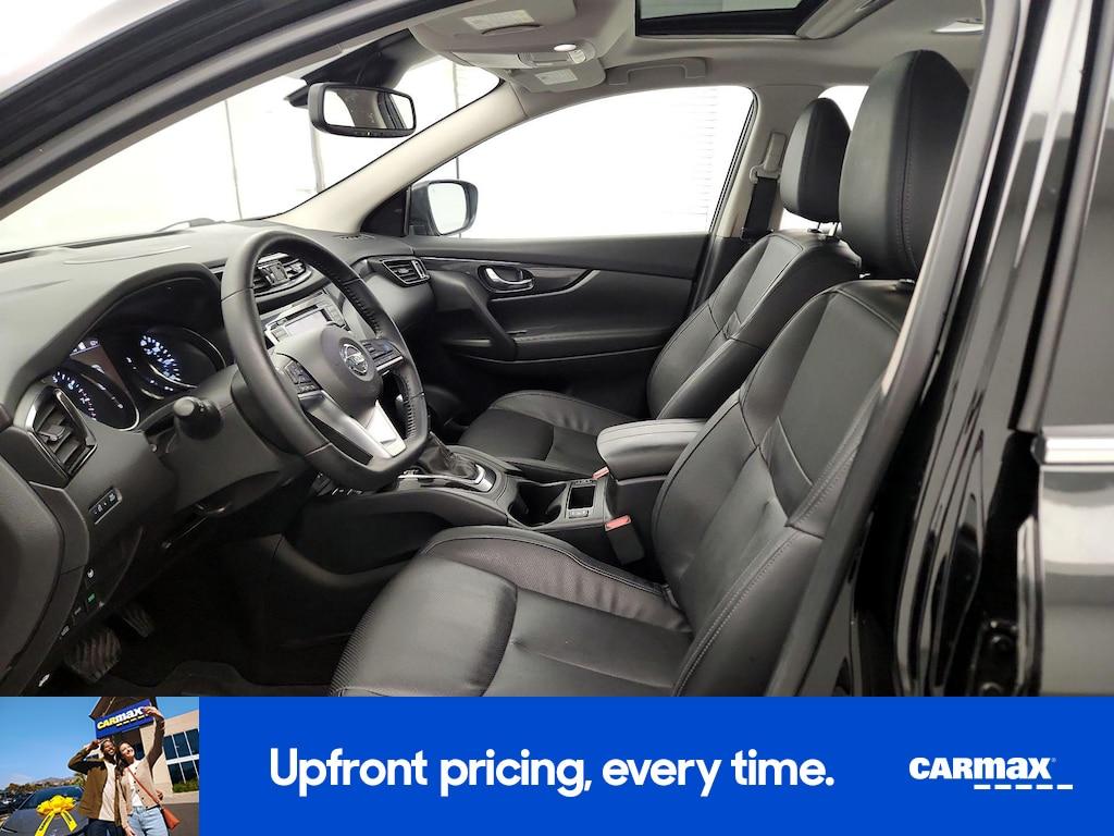 used 2022 Nissan Rogue Sport car, priced at $23,998