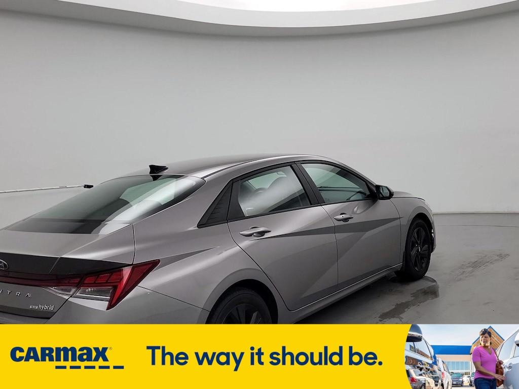used 2022 Hyundai ELANTRA HEV car, priced at $21,998