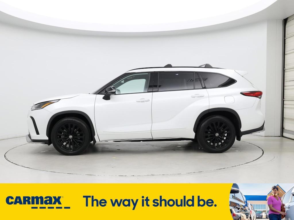 used 2023 Toyota Highlander car, priced at $42,998