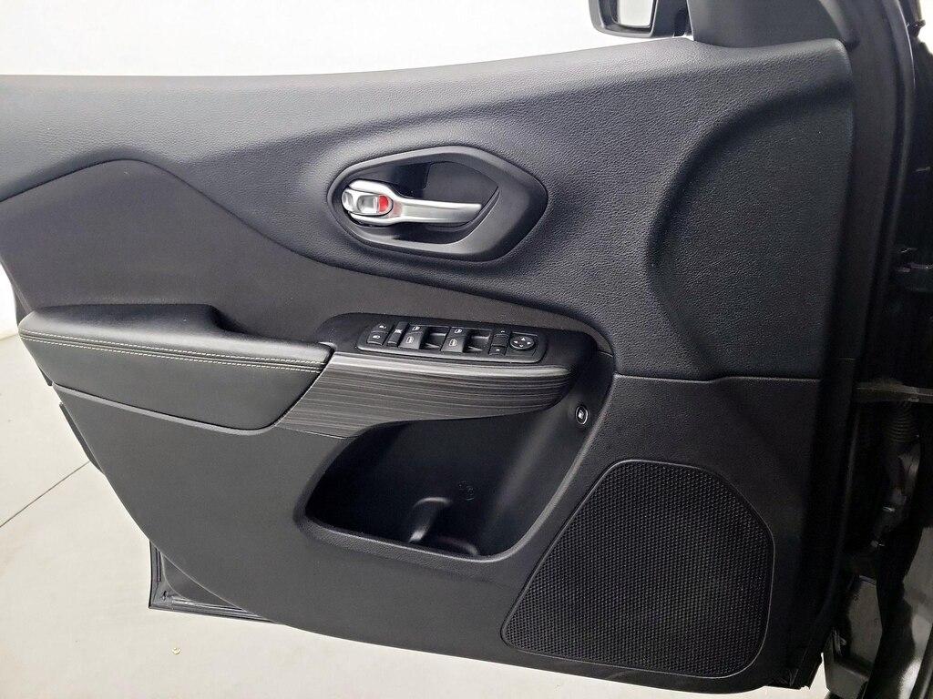 used 2015 Jeep Cherokee car, priced at $14,998