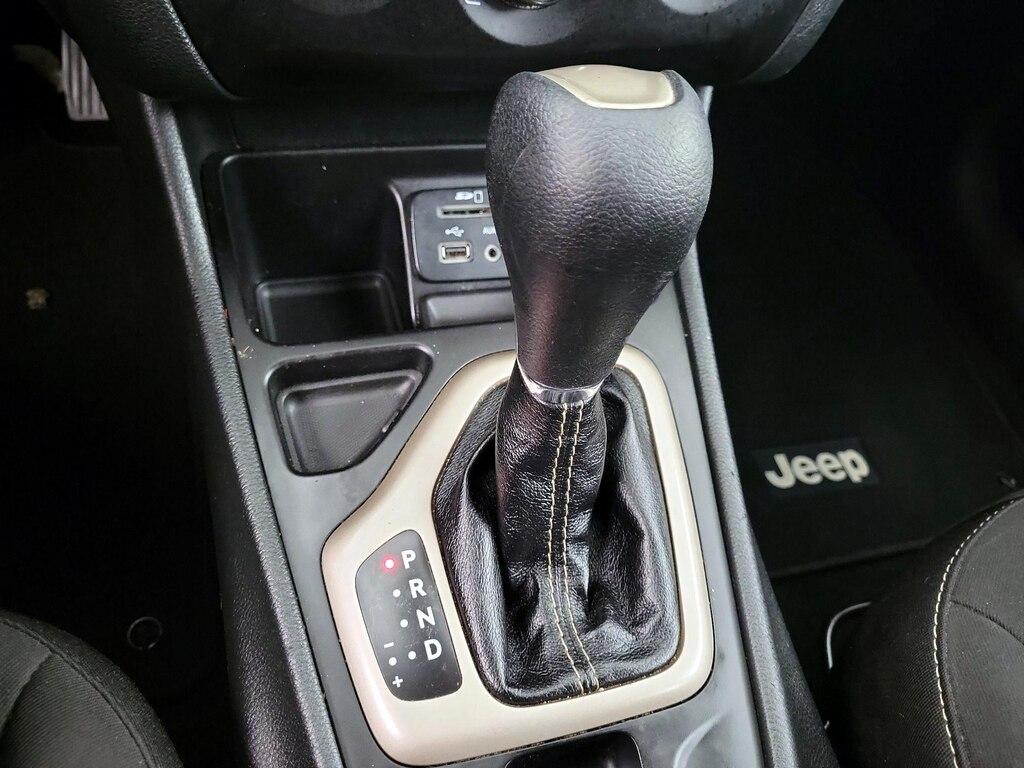 used 2015 Jeep Cherokee car, priced at $14,998