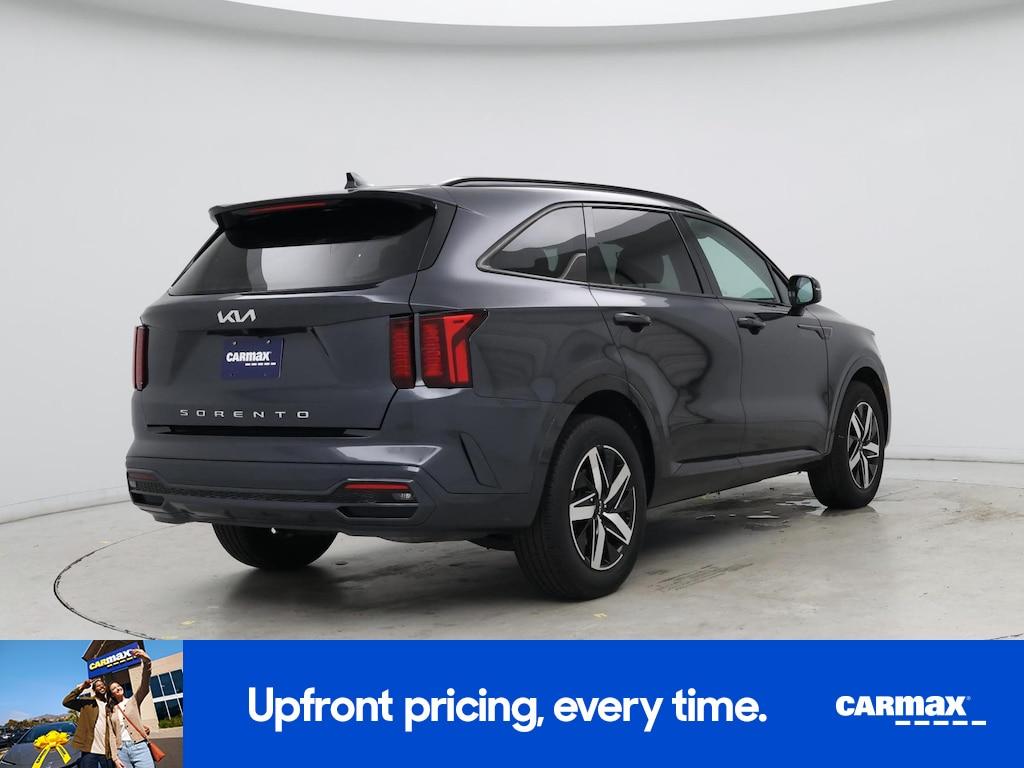 used 2022 Kia Sorento car, priced at $26,998
